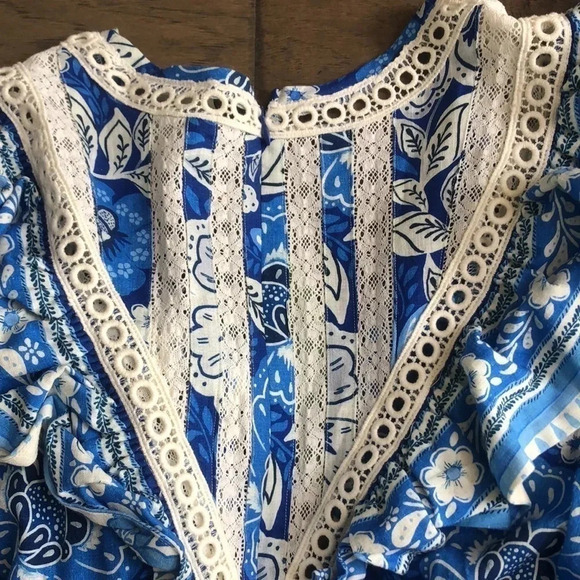 Farm Rio Full of Flowers jumpsuit Sz Medium New with Tags lots of blue - Picture 11 of 15